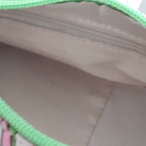 So Pretty Tiny Guess Bag - Picture 5 of 8